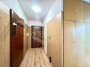For sale - Apartment in Iug,  Silistra