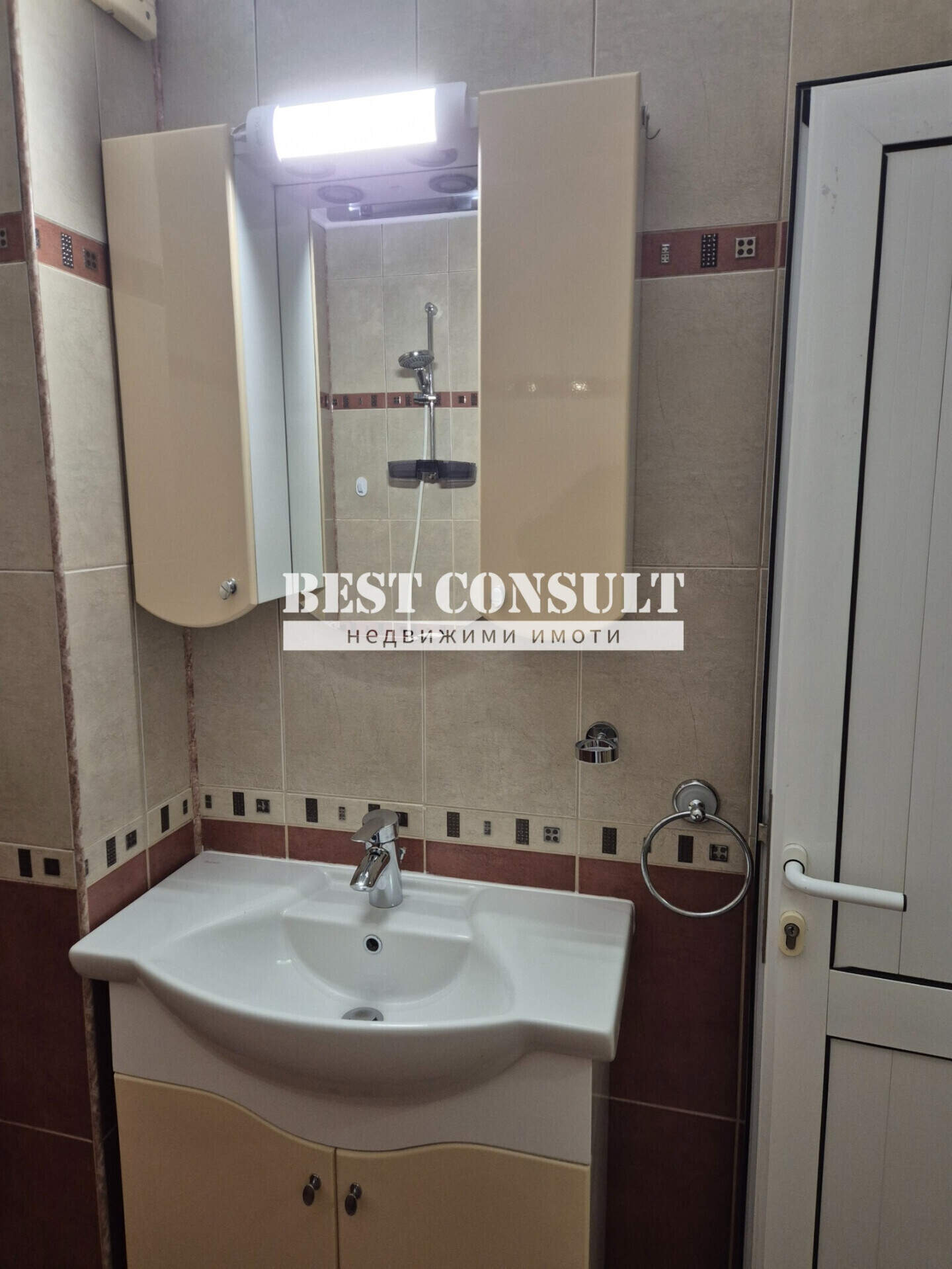 Üç odalı Apartman olarak Ialta, Ruse – fotoğraf 10