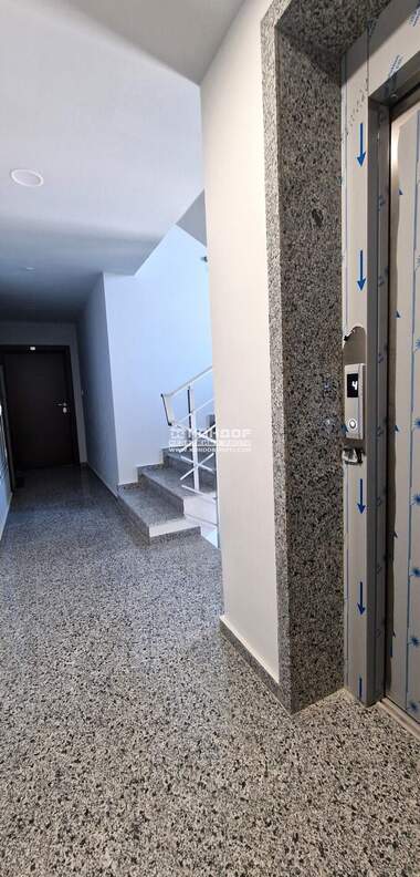Продажба - Апартамент в Остромила,  Пловдив