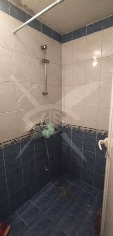 For sale - Floor of a house in Kiuchuk Parij,  Plovdiv