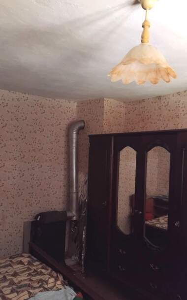 For sale - House in Eremia,  Kiustendil