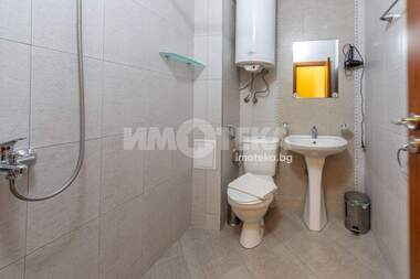 Продажба - Апартамент в к.к. Чайка,  Варна