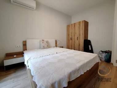 Miete - Wohnung in Zentar,  Burgas