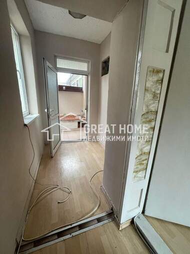 Verkauf - Etage von Haus in Kooperatiwen  pazar,  Targowishte
