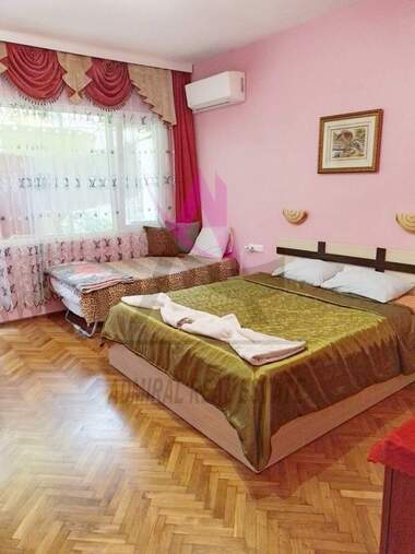 Аренда - Квартира в ВИНС - Червен площад,  Варна