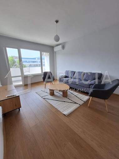Închiriere - Apartament în Mladost-4,  Sofia