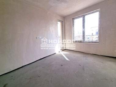 Vânzare - Apartament în Kărșiaka,  Plovdiv