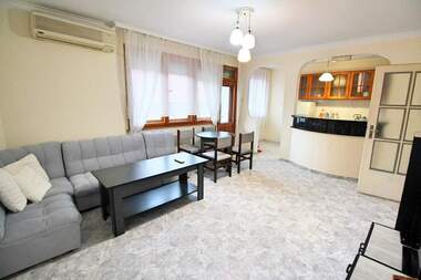 Închiriere - Apartament în Lazur,  Burgas
