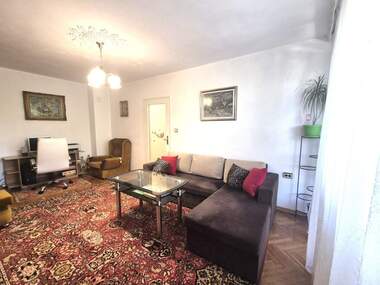 Продажба - Апартамент в Дружба 2,  Русе