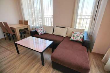 Miete - Wohnung in Izgrew,  Burgas
