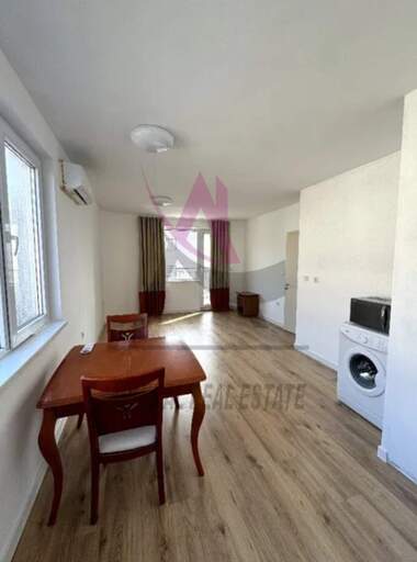 Продажба - Апартамент в Бриз,  Варна