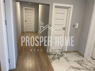 For sale - Apartment in Vazrajdane,  Burgas