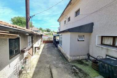 For sale - House in Krasen,  Ruse