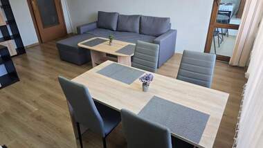 Miete - Wohnung in Bratia Miladinowi,  Burgas