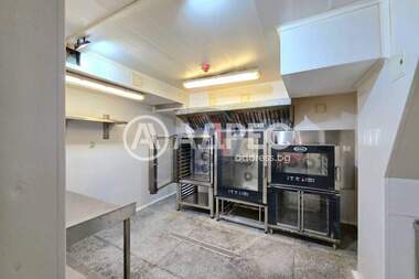 For sale - Store in Vitosha,  Sofia