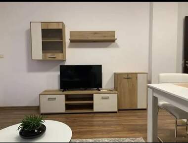 Miete - Wohnung in Mladejki halm,  Plowdiw