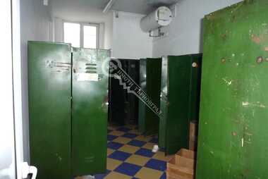 For sale - Warehouse/Storage Unit in Promishlena zona - Zapad,  Veliko Tarnovo