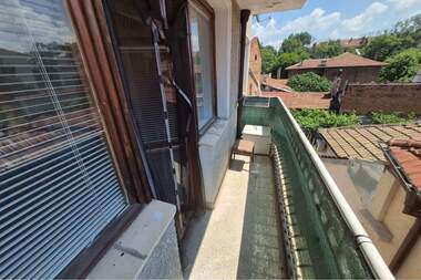 Închiriere - Apartament în Hășove,  Ruse