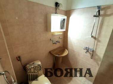 Наем - Апартамент в Център,  Русе