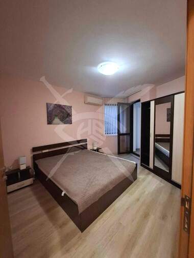 Închiriere - Apartament în Briz,  Varna