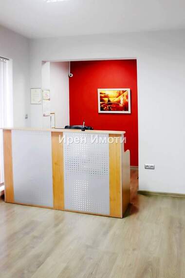 Închiriere - Birou/Magazin/Depozit/Salon de frumusețe/Restaurant/Cabinet de stomatologie în Țentăr,  Iambol