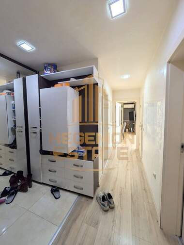 Vânzare - Apartament în Pogrebi,  Varna