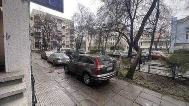 Kira - Ofis/Dükkan/Depo/Güzellik salonu olarak Center,  Plovdiv