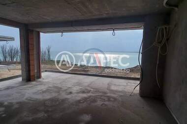 Продажба - Апартамент в Сарафово,  Бургас