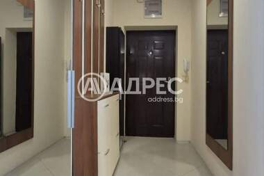 Închiriere - Apartament în Simeonovo,  Sofia