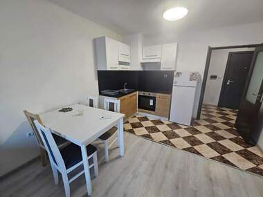 Miete - Wohnung in Mladejki halm,  Plowdiw