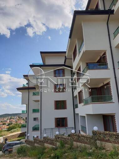 Vânzare - Apartament în Vinița,  Varna