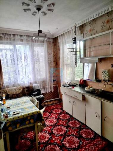 For sale - Floor of a house in Karlovo,  Plovdiv