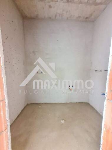 Продажба - Апартамент в Младост 1,  Варна
