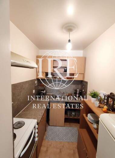 For sale - Apartment in Kolhozen pazar,  Varna