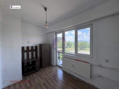 Verkauf - Wohnung in Kwartal 72,  Wraza