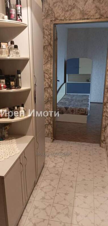 Vânzare - Apartament în Hale,  Iambol
