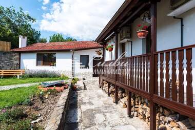 Продажба - Къща в Каспичан,  Шумен