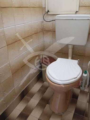 Vânzare - Apartament în Karnobat,  Burgas