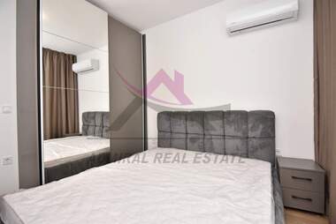 For sale - Apartment in Vazrajdane 3,  Varna