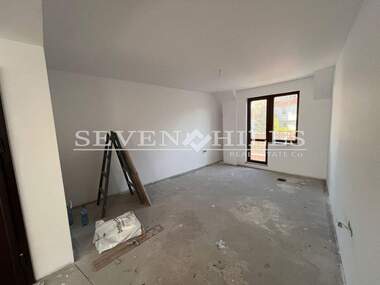 Vânzare - Apartament în Mladejki hălm,  Plovdiv