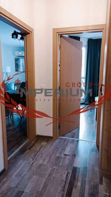 Închiriere - Apartament în Briz,  Varna
