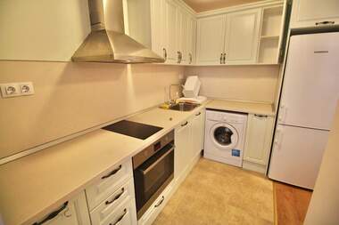 For rent - Apartment in Vazrajdane,  Burgas