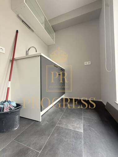 Kira - Ofis/Güzellik salonu/Diş ofisi olarak Kamenica 1,  Plovdiv