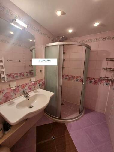Kira - Apartman olarak Mladejki halm,  Plovdiv