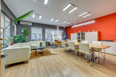 Verkauf - Büro in Center,  Sovia