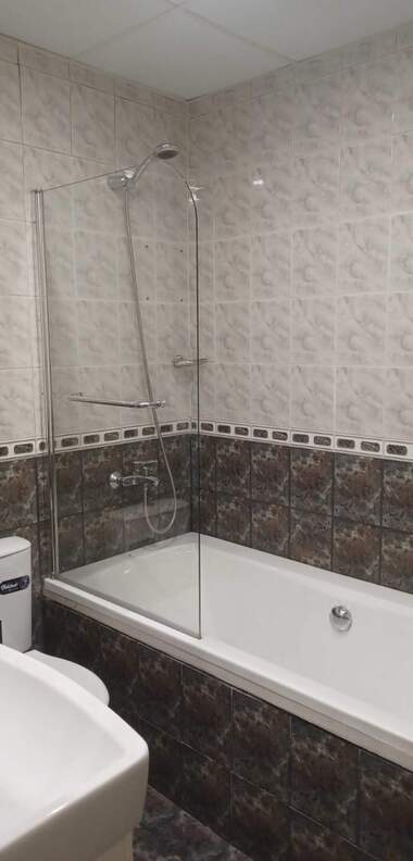 Închiriere - Apartament în Center,  Ruse