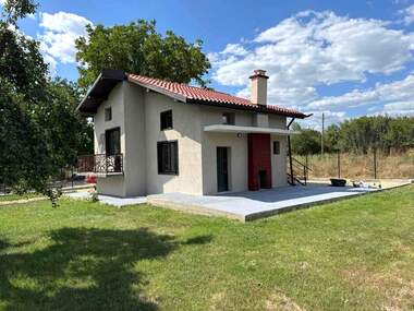 For sale - House in Saedinenie,  Stara Zagora