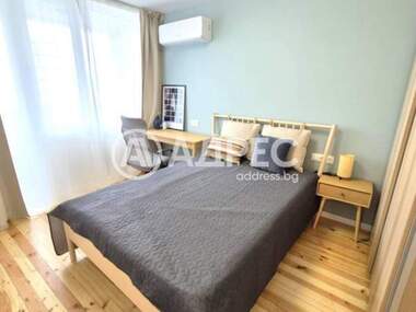Închiriere - Apartament în Center,  Sofia