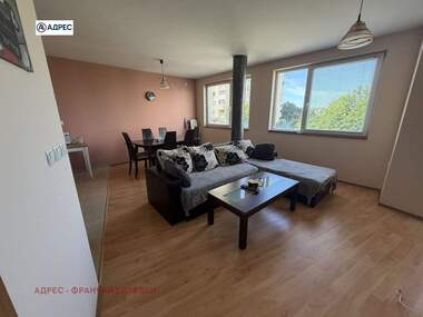 Miete - Wohnung in Wider Center,  Pleven