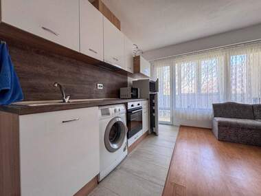 Miete - Wohnung in Izgrew,  Burgas